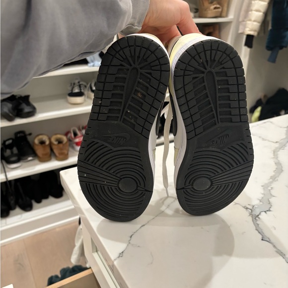 Air Jordan 1 mid coconut milk - Picture 4 of 5